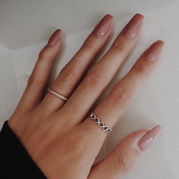 Jewelry - Hollow Heart Ring